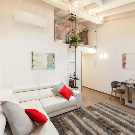 Verona Suites Апартаменты