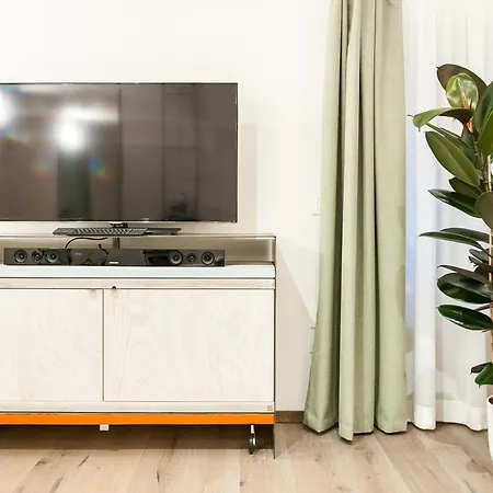 Verona Suites *