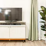 Verona Suites *