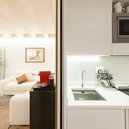 Verona Suites *